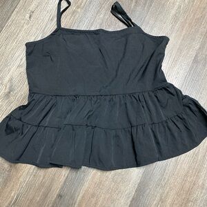 Boohoo Women’s Black Spaghetti Strap Ruffle zipper on side size 8